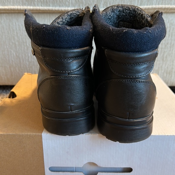 Spring Men’s Boots - Picture 4 of 6